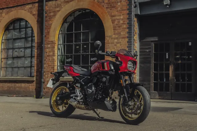 Suzuki GSX-8TT