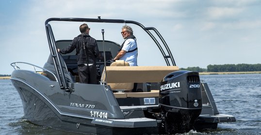 Boottesten test Texas 770 & Suzuki DF200