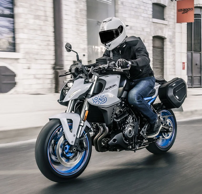 Nieuwe Suzuki *<br/> GSX-8S*