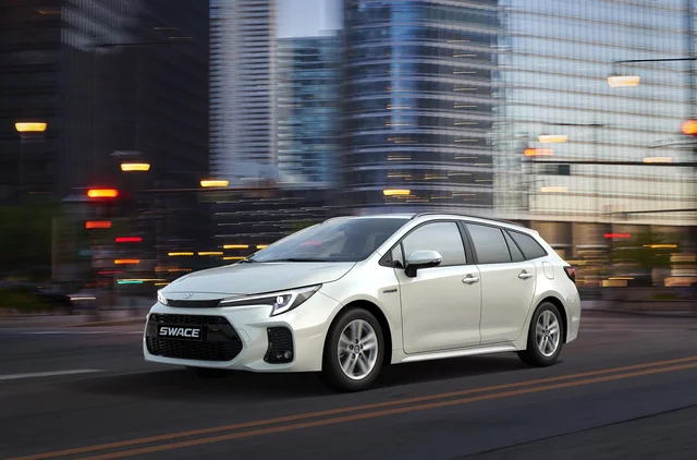 Swace_rijdend_stad_resize