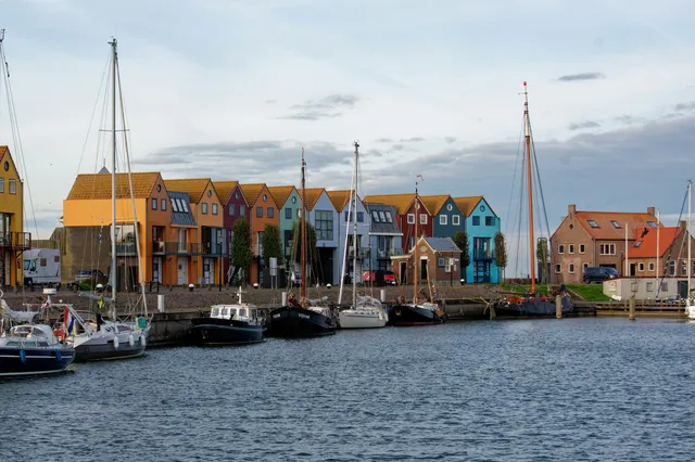 regine-tholen-Gq69JGzfuB4-unsplash