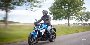 Test: Suzuki GSX-S950 door Telegraaf