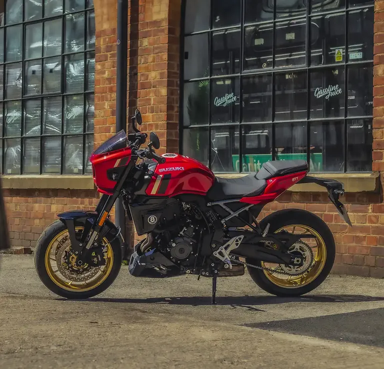 SUZUKI *GSX-8T EN GSX-8TT* KRIJGEN KLEURUPDATE VOOR 2027