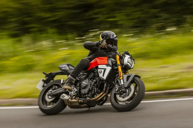 Suzuki GSX-8T