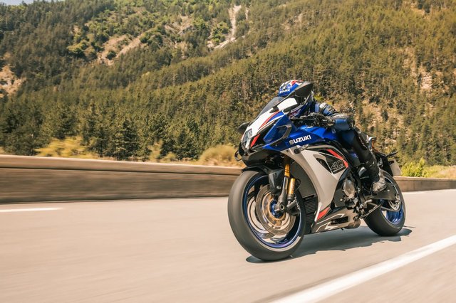 Suzuki-GSX-R1000R