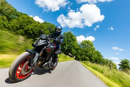 Suzuki GSX-8S