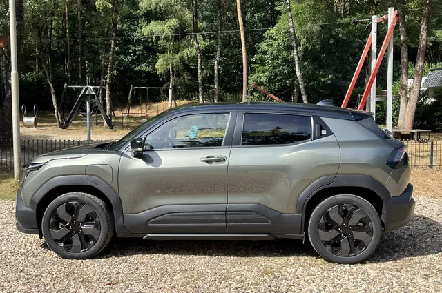 Suzuki e VITARA rijtest De Rozet