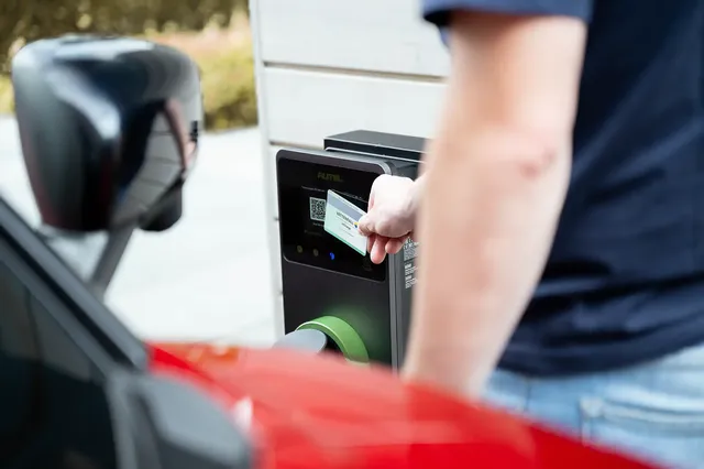 Suzuki e VITARA Laadpaal-54