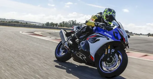 Test Suzuki GSX-R1000R door Testmotor (2026)