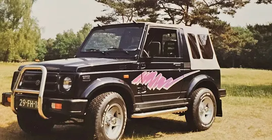 Suzuki Stories: Lourens kocht ongepland een zeldzame Suzuki Samurai