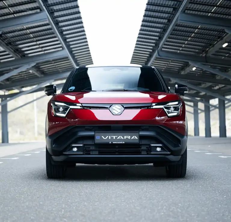 *Wereldwijde* levering *Suzuki <br/>e VITARA* van start