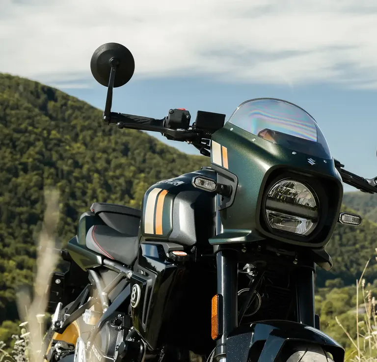 Suzuki #*GSX-8TT video*#