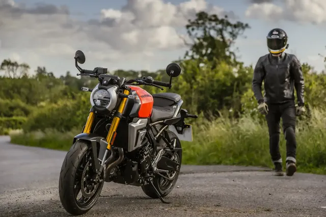 Suzuki GSX-8T