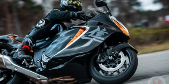 Test: Hayabusa GSX-1300R door Testmotor.nl (2021)
