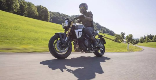Testmotor: 2025 Suzuki GSX-8T en Suzuki GSX-8TT review