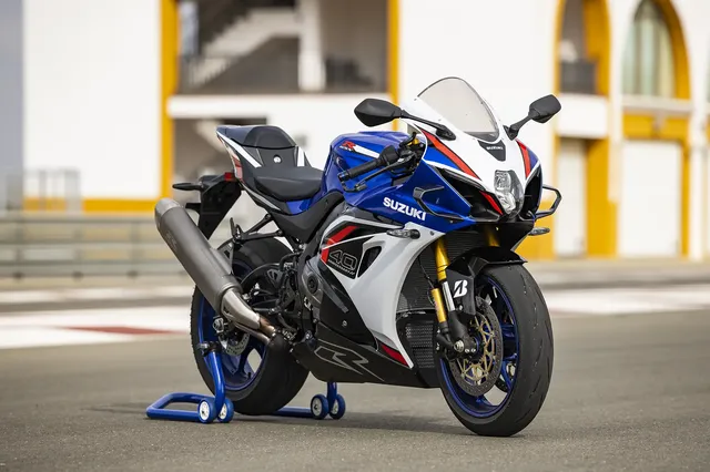 Suzuki_GSX-R1000R