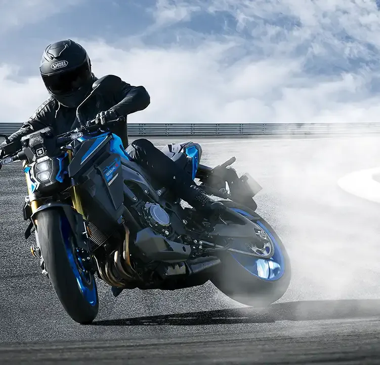 Suzuki presenteert nieuwe kleuren voor de *GSX-S1000*