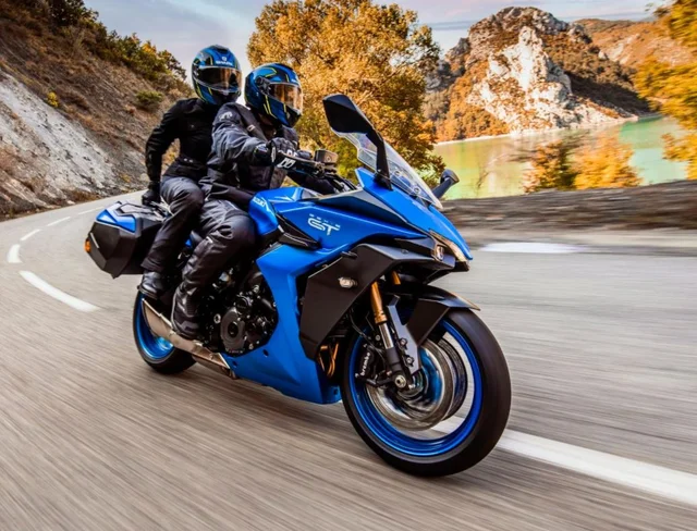 Suzuki_GSX-S1000GT_GT pakket.JPG