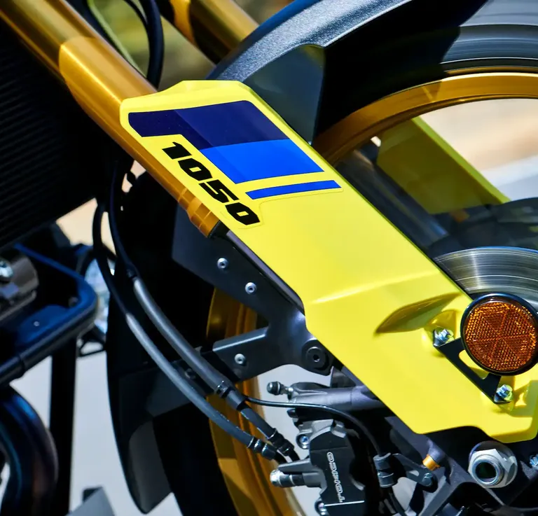 NIEUWE KLEUREN VOOR SUZUKI *V-STROM 150 EN 1050DE*