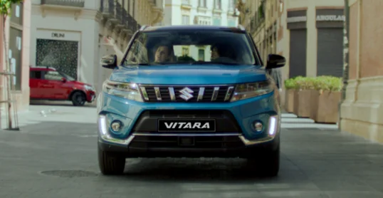 Rijd de stoere Suzuki Vitara nu met extra inruilvoordeel of private lease korting.
