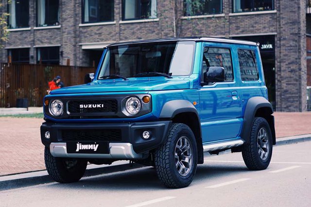 Suzuki Jimny blauw.jpg