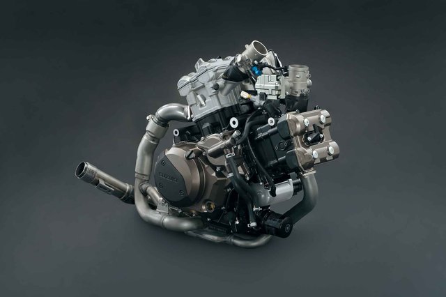 Suzuki_V-Strom_DL1050RR_RJM3_engine_2.jpg