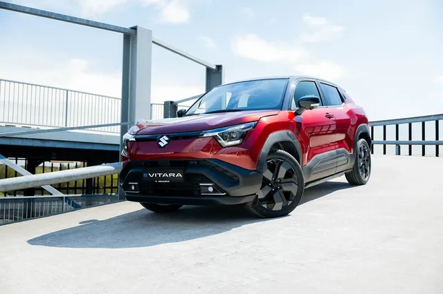 Suzuki e VITARA Amsterdam-12-splashpage