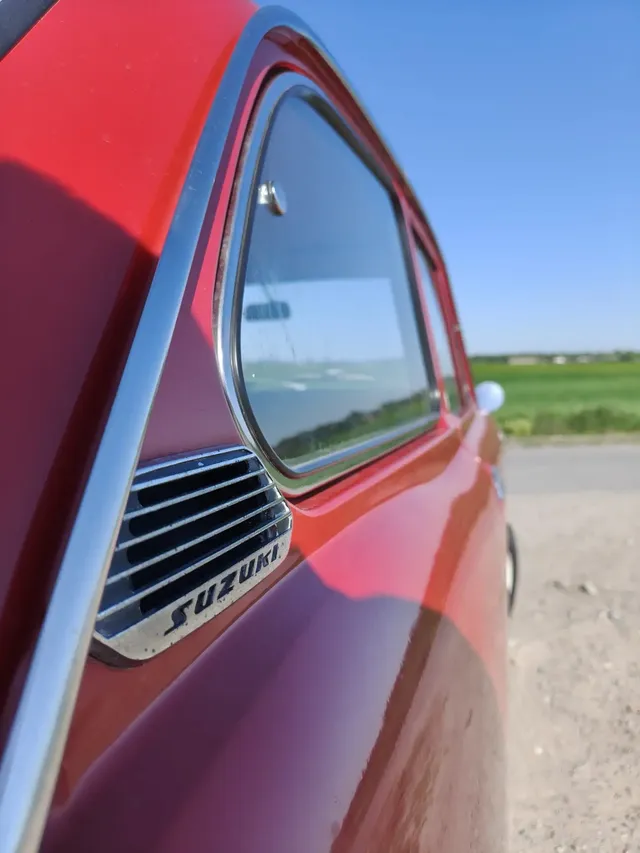 Suzuki_Stories_Fronte_Bram