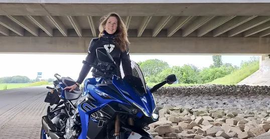 Suzuki Stories: Petra verloor haar hart aan de Suzuki GSX-S1000GT