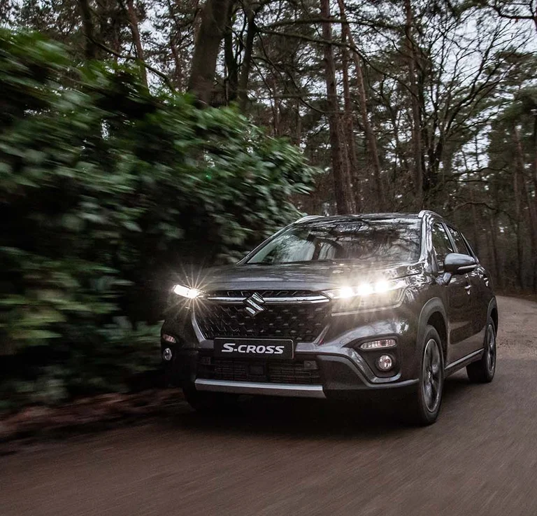 Suzuki <br/> #*S-Cross video*#