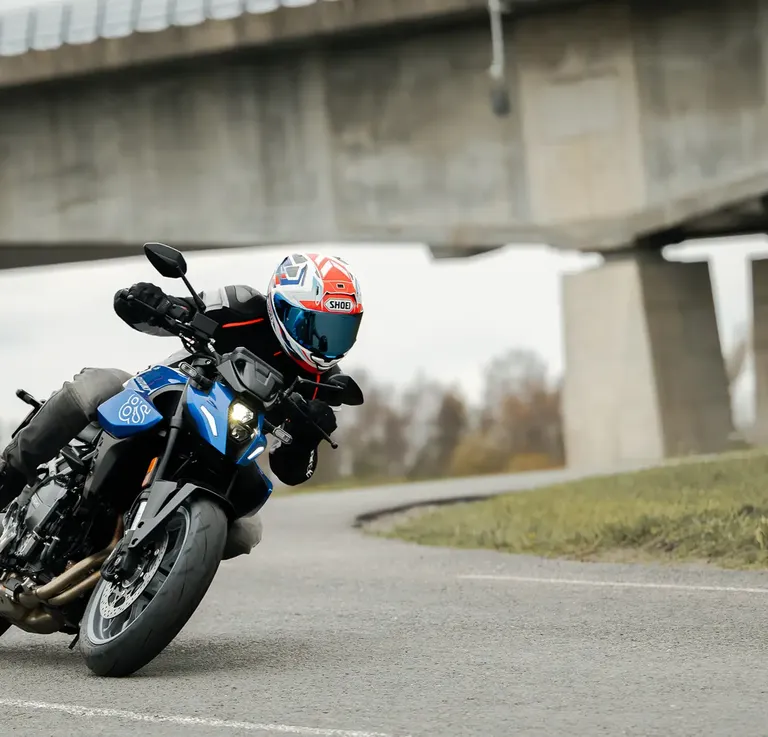 Drie nieuwe kleurstellingen en visuele update voor de *GSX-8S*